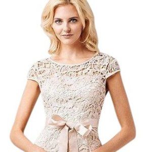 Adrianna Papell Champagne Cap Sleeve Lace Gown For